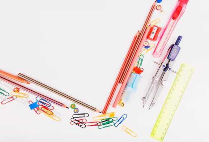Conheça os melhores produtos de linha escolar na Vila Carmosina